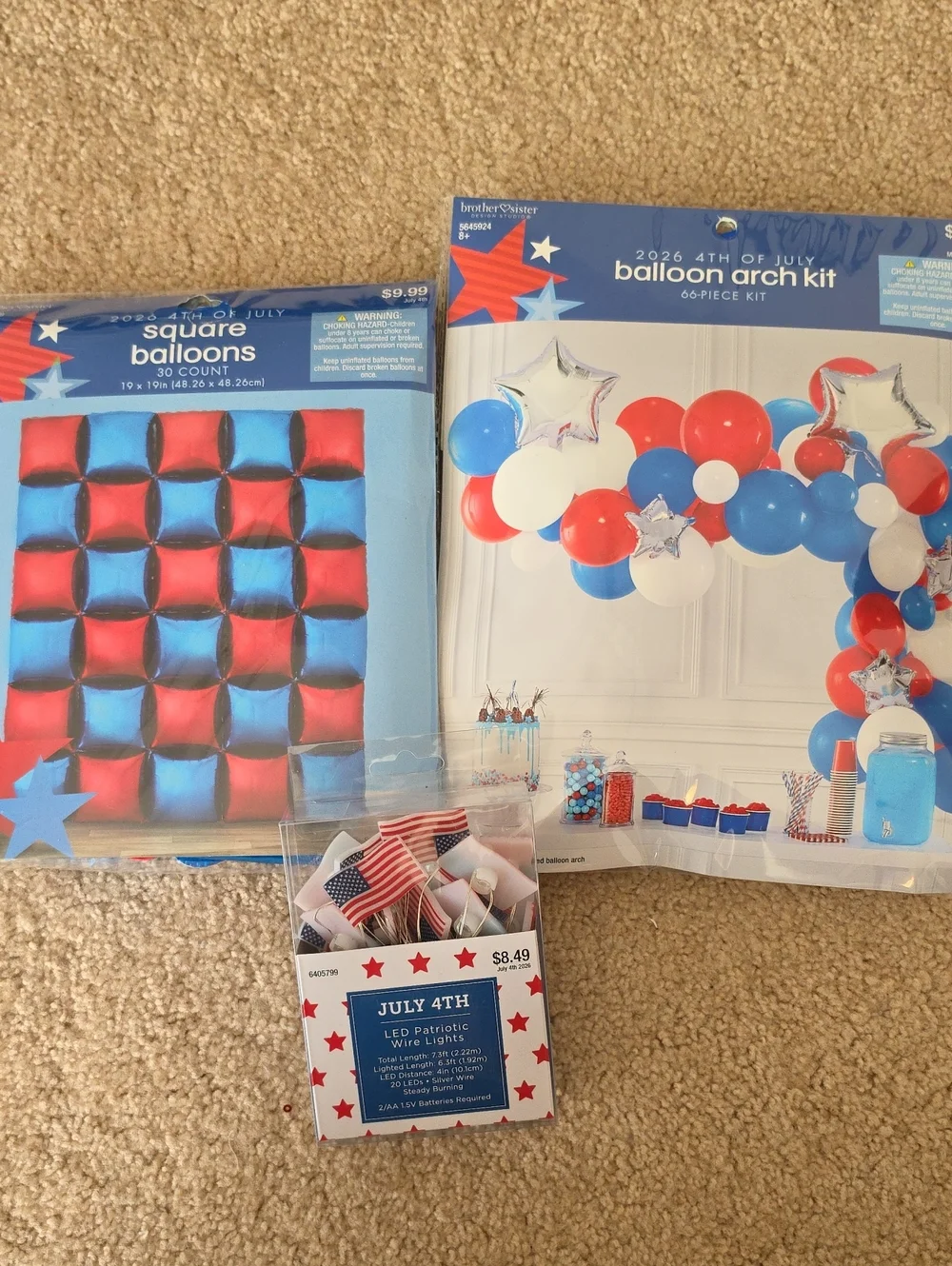Hobby Lobby Red, Blue & White 4th of July Balloon Arch Kit & Square Balloons